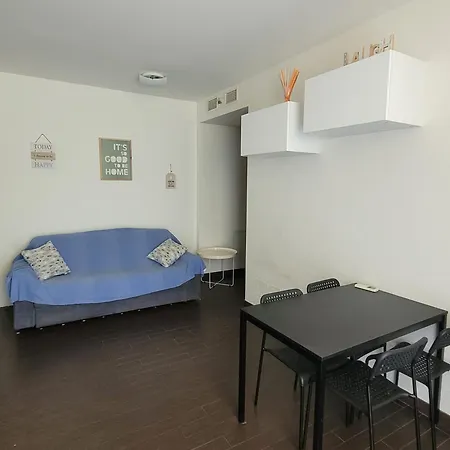 Crescent * Savona